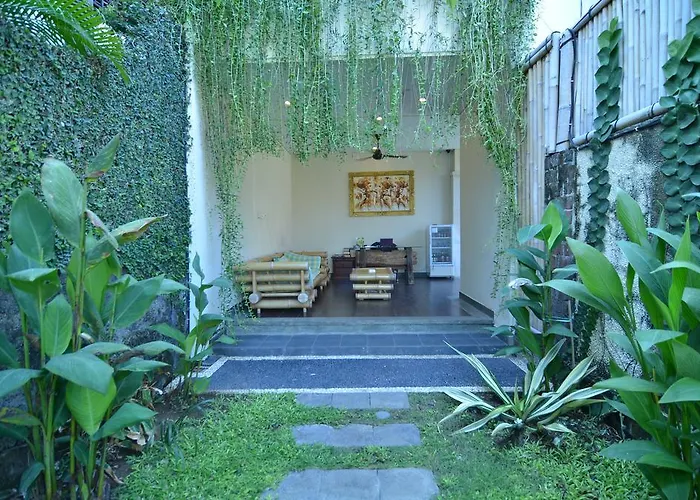 Ngetis Home Stay